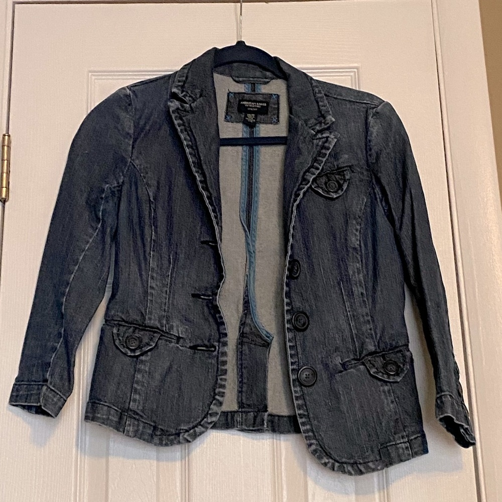 USED AMERICAN EAGLE JEANS JACKET SIZE S/P